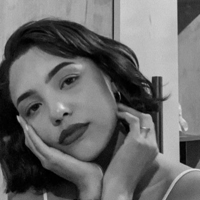 eu_mesm_a's tweet photo. #NovaFotoDePerfil https://t.co/juwVdoXWr3