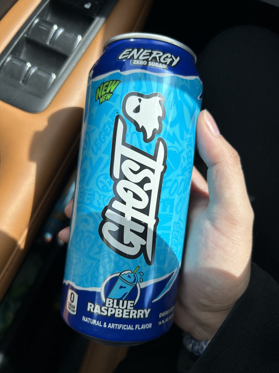 QUEUE // Uchuujin tweet media