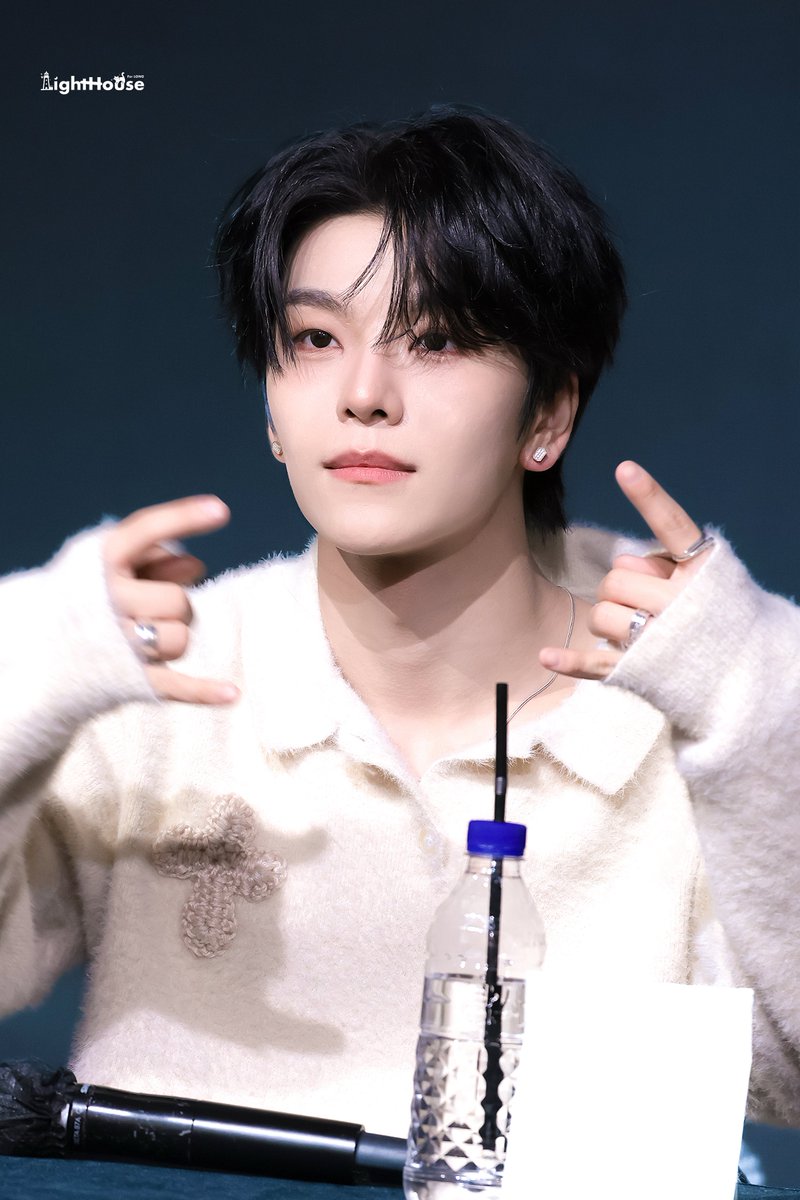 LightHouse tweet media