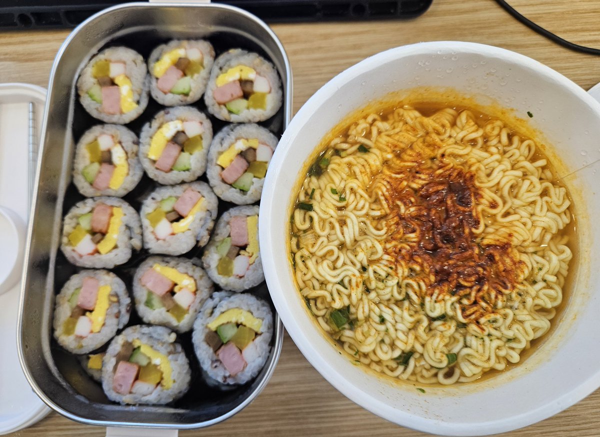 Cold Rose(차가운 장미) tweet media