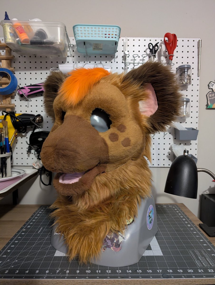 🪡Suit Furself!🧵 tweet media