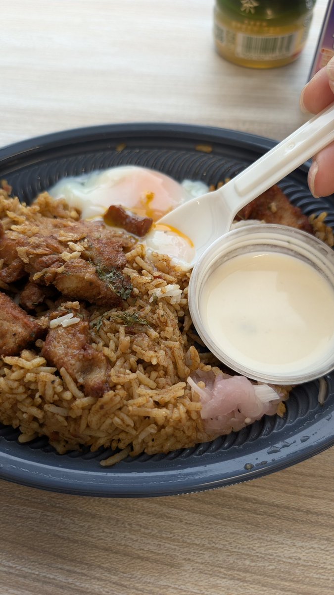 りうママ tweet media