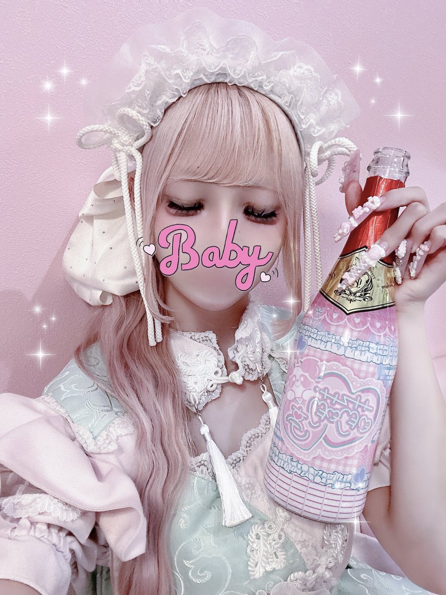 もこɞ° tweet media