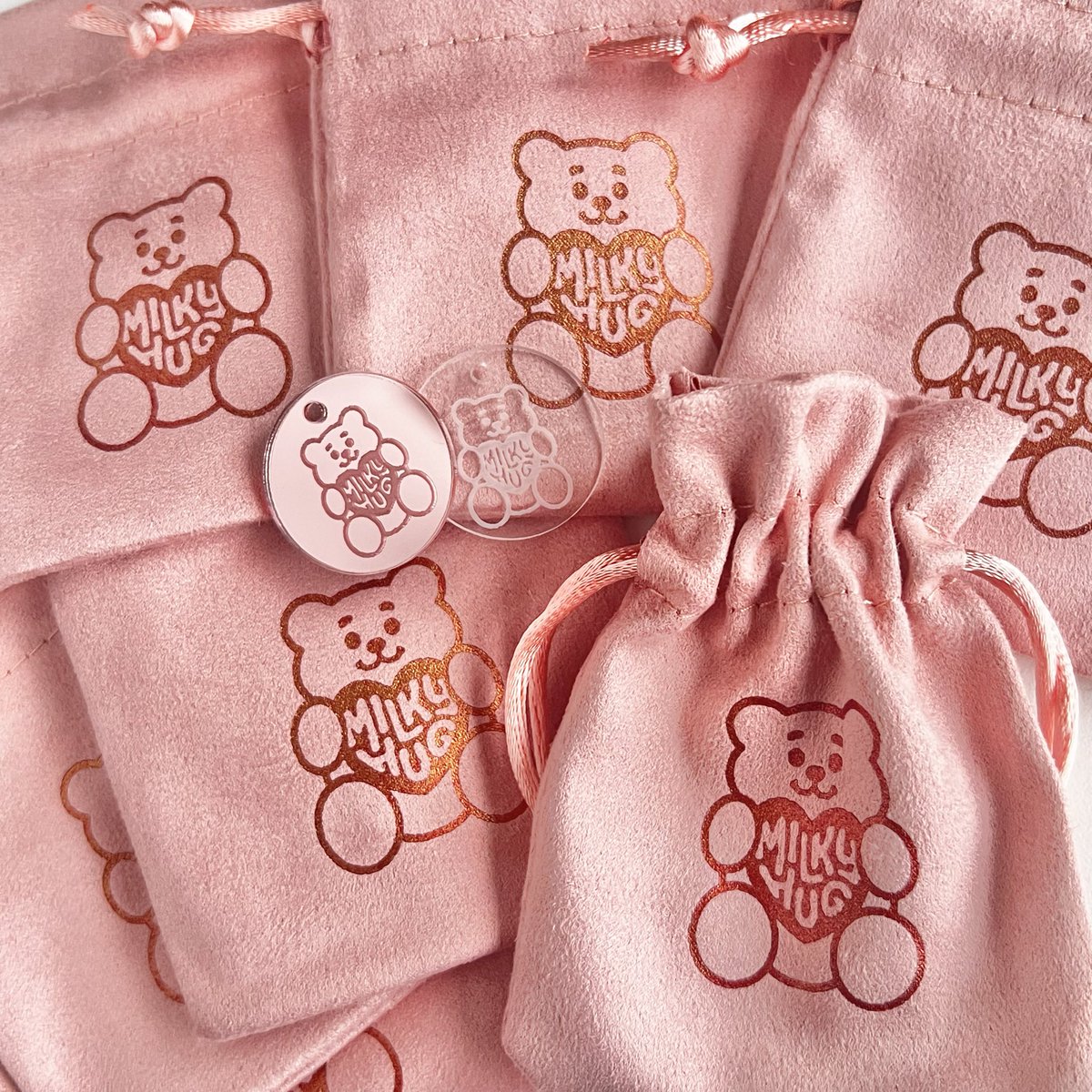 Milky Hug tweet media