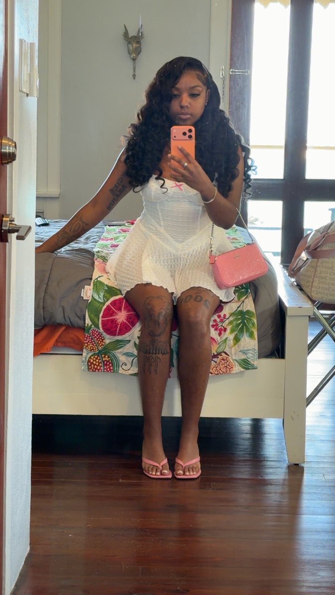 ⊰ 𝓐𝓷𝓰𝓮𝓵 𝓩𝓮𝓷𝓲𝓴𝓴𝓪 . ⊱ tweet media