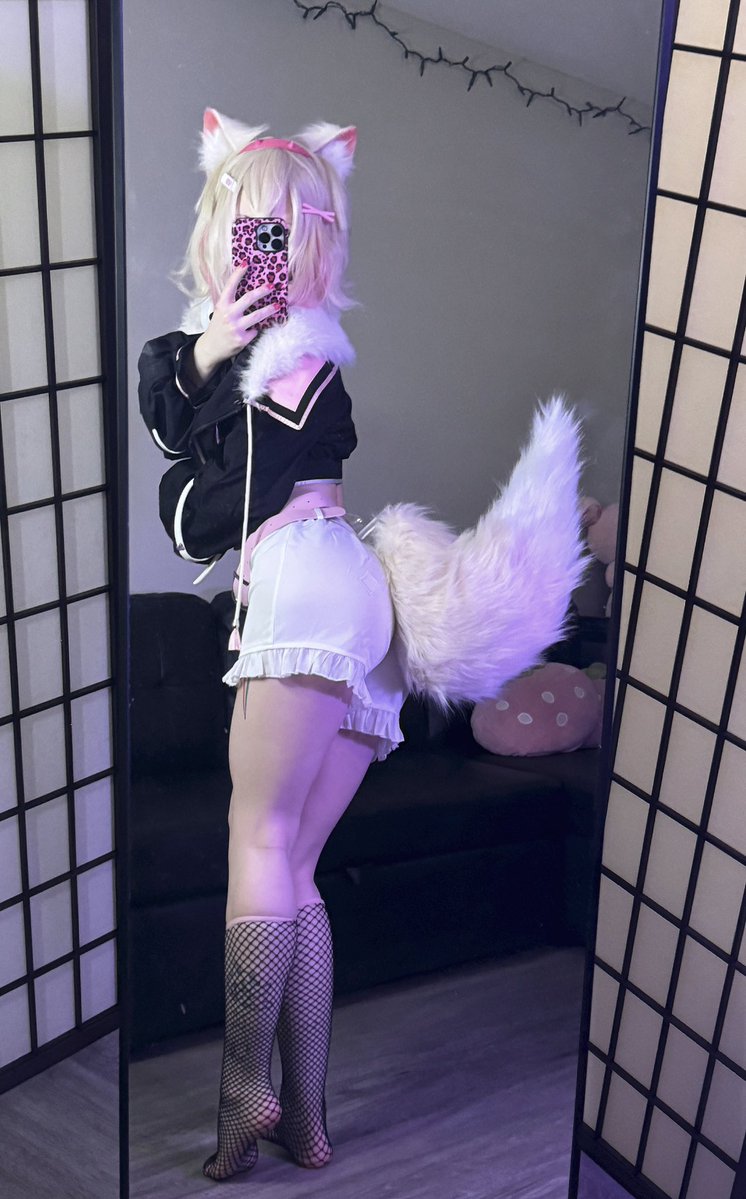 static 🎀 tweet media