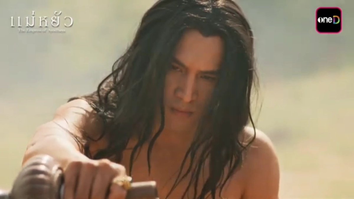 เธอคือความรักในความฝัน จะคอยมองตรงนี้อยู่ไกลๆ tweet media