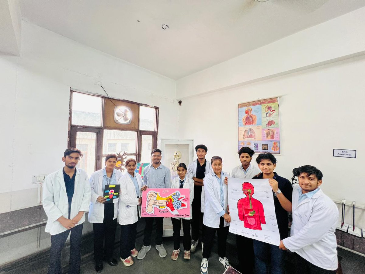 SDGIGLOBALUNI's tweet image. Model &amp;amp; Poster Making Activity | SAR Club | School of Pharmaceutical Science | SDGI Global University, Ghaziabad

#ModelMaking #PosterMaking #SARClub #SDGIGlobalUniversity #SGUGhaziabad #Ghaziabad #UttarPradesh #India