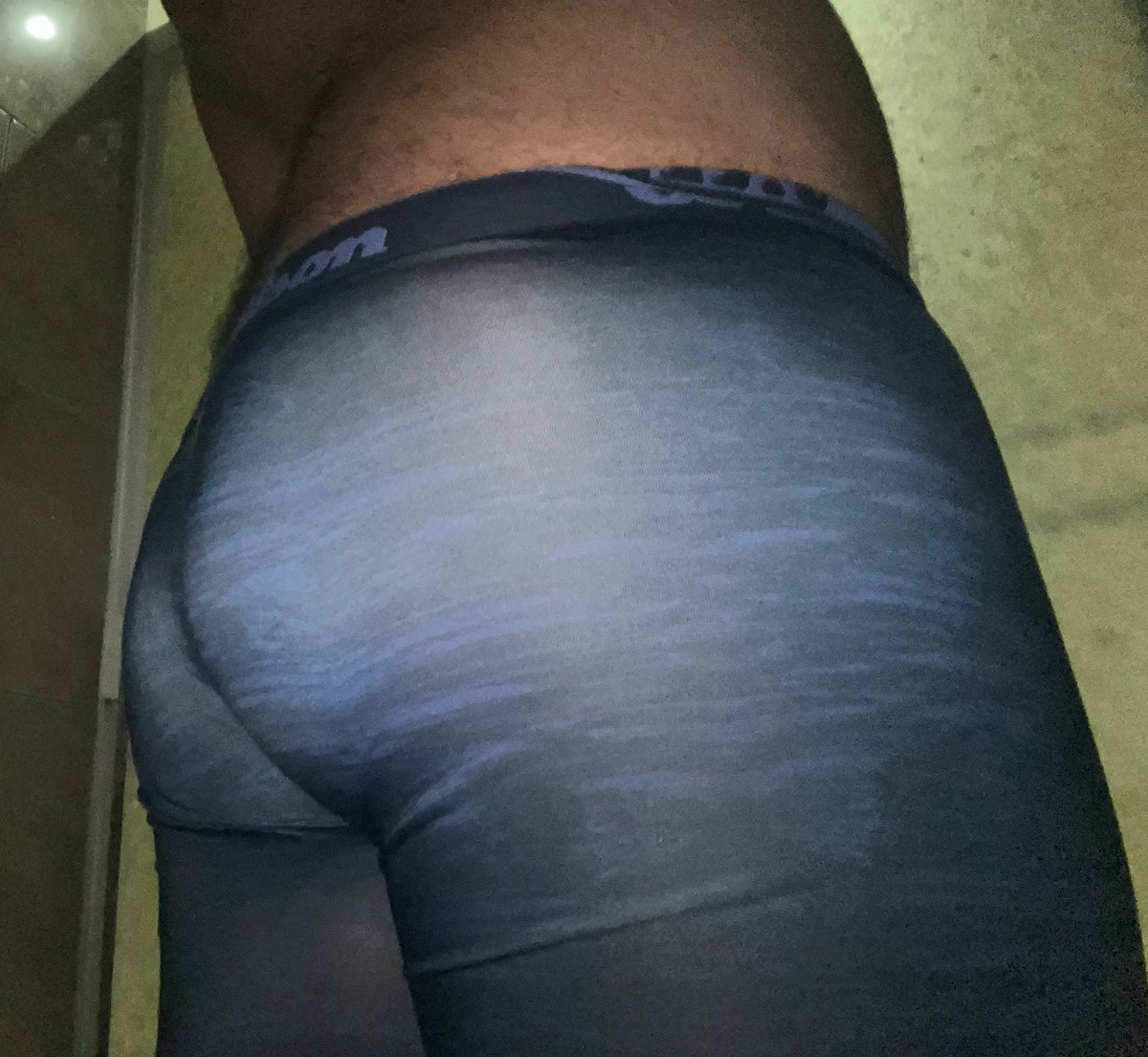 Diegokwnb's tweet photo. Algún oso activo q me quiera ver el culo y tener chat hot?🙈 https://t.co/wyX8Pn0kNl