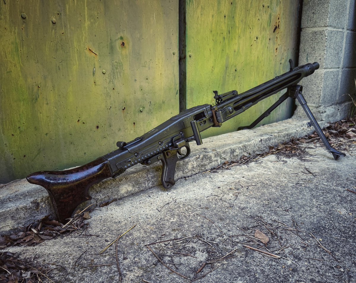#ベルト給弾式機関銃に癒されたい

無可動実銃 MG2
