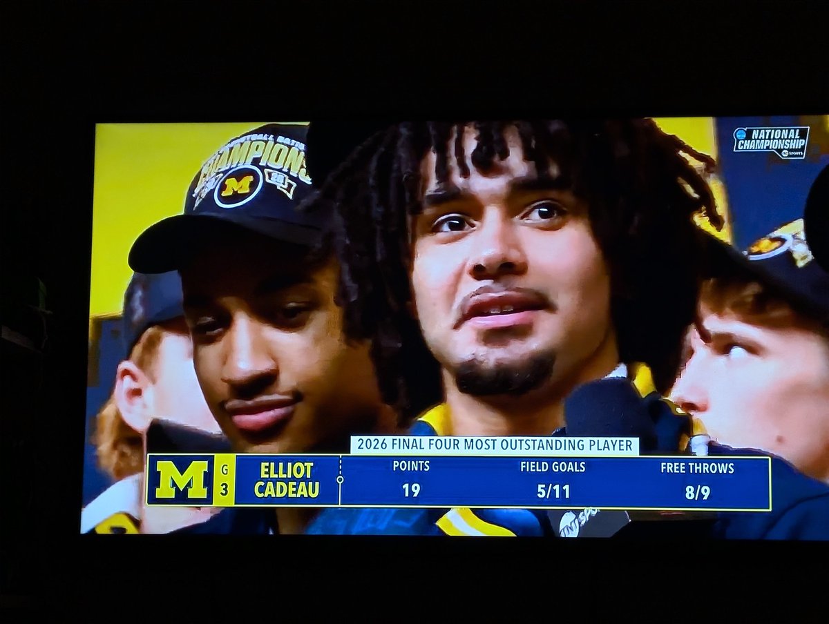 313JudgeCLM's tweet photo. GO BLUE!!!  💛💙💛💙🎊🎉💯💪🏾👏🏾♥️ https://t.co/888qbPMCKp