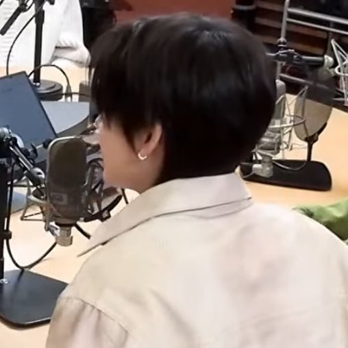 계락이ꉂ `ᗜ´ฅ୭ tweet media