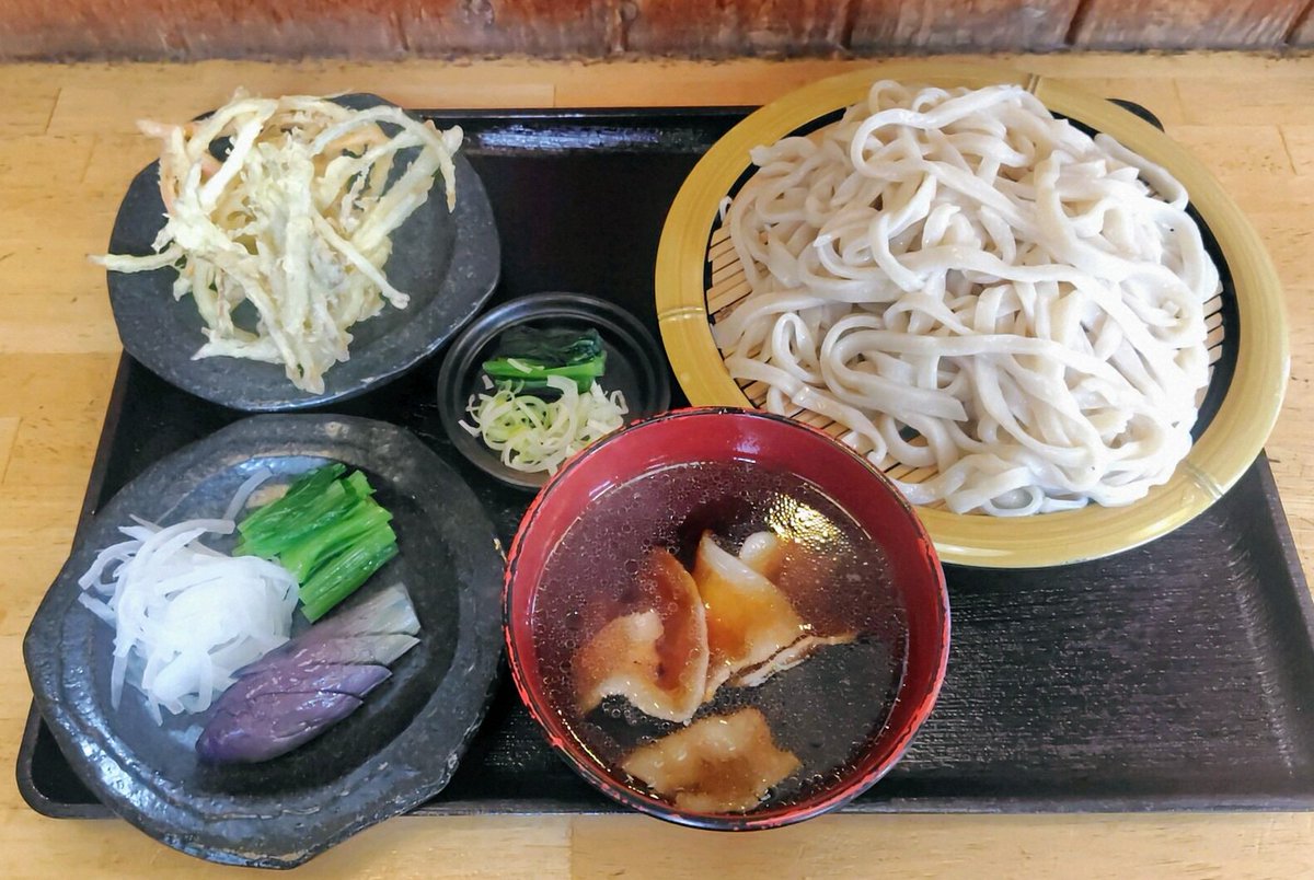 はにかみやさん tweet media