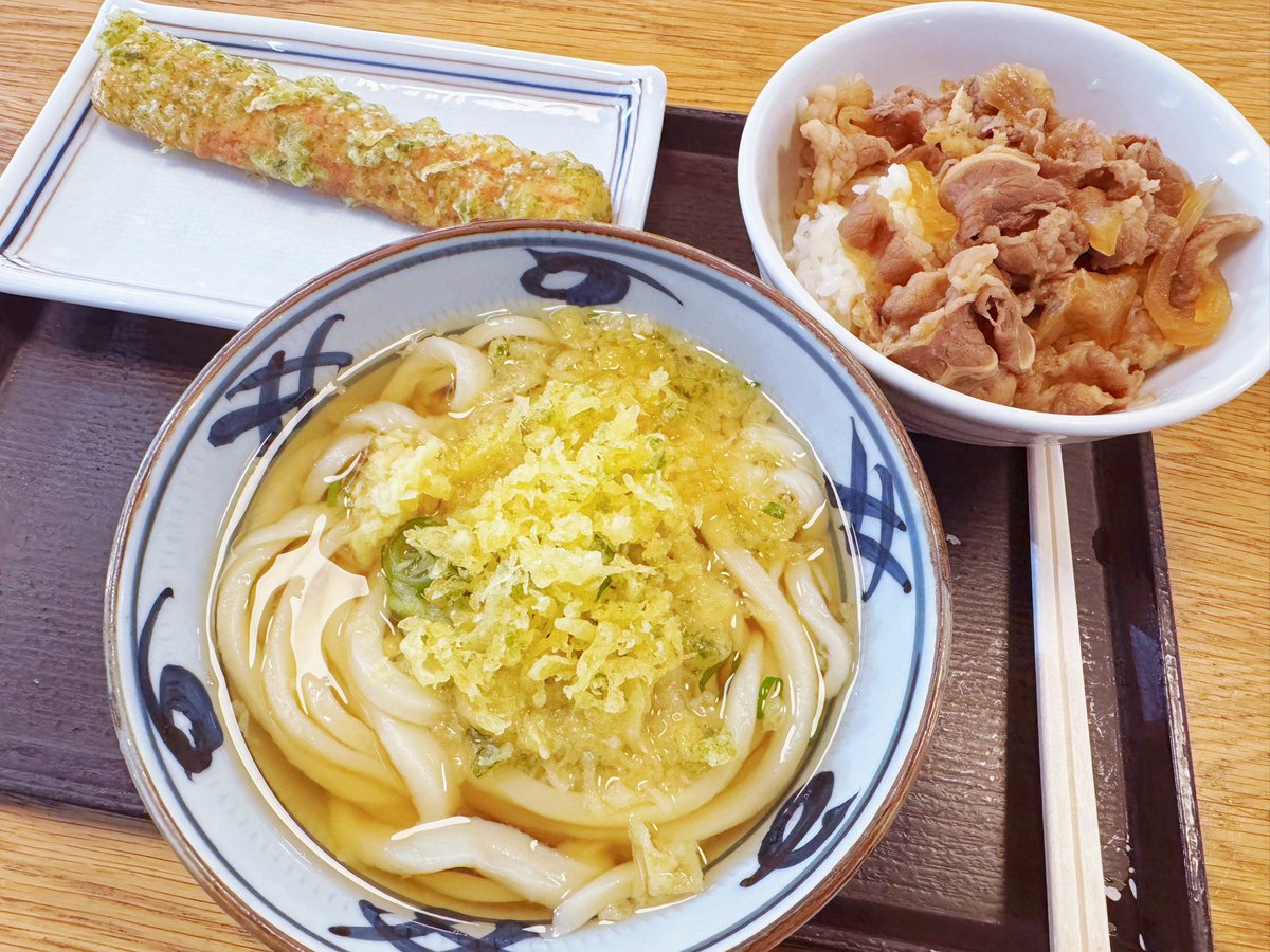 ももきち tweet media