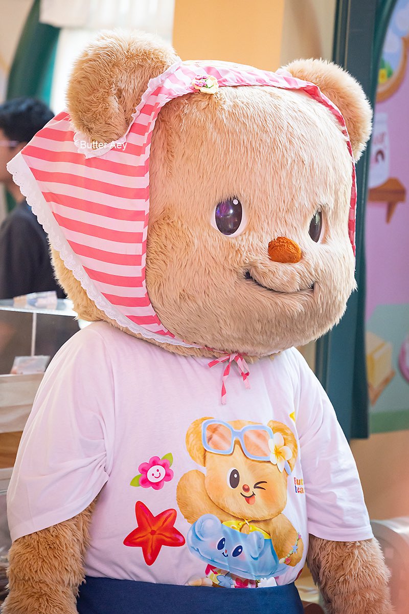 ButterAey's tweet photo. นี่คือโฉมหน้าของเด็กซน ที่พยายามทำหน้าตาเรียบร้อย และบอกกะทุกคนว่าหนูสวยที่สุด 

#Butterbear  #ด้อมน้องเนย https://t.co/2kEdmEnzAh