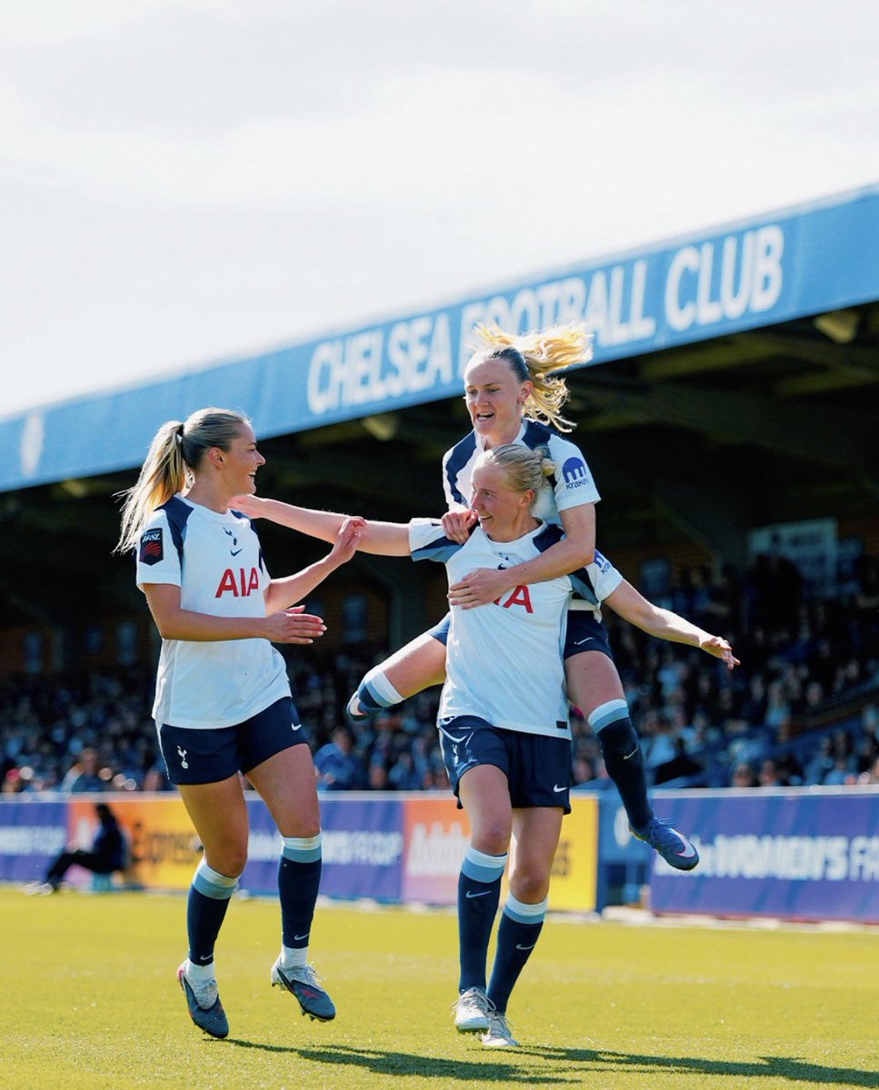 TottenhamDepot's tweet photo. 📢 NEW EPISODE ❕

Spurs Women crash out of the FA Cup, and we take stock with three matches left. Plus, Spurs officially hire their manager and we get into the reaction before looking ahead. #thfc #coys #spurs #tottenham

🎧: https://t.co/IAw9INhNiq

🎥: https://t.co/JEcNtrleiQ https://t.co/V7k6abZLVQ