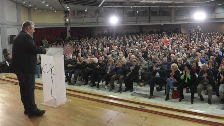 ΑΠΕ-ΜΠΕ tweet media