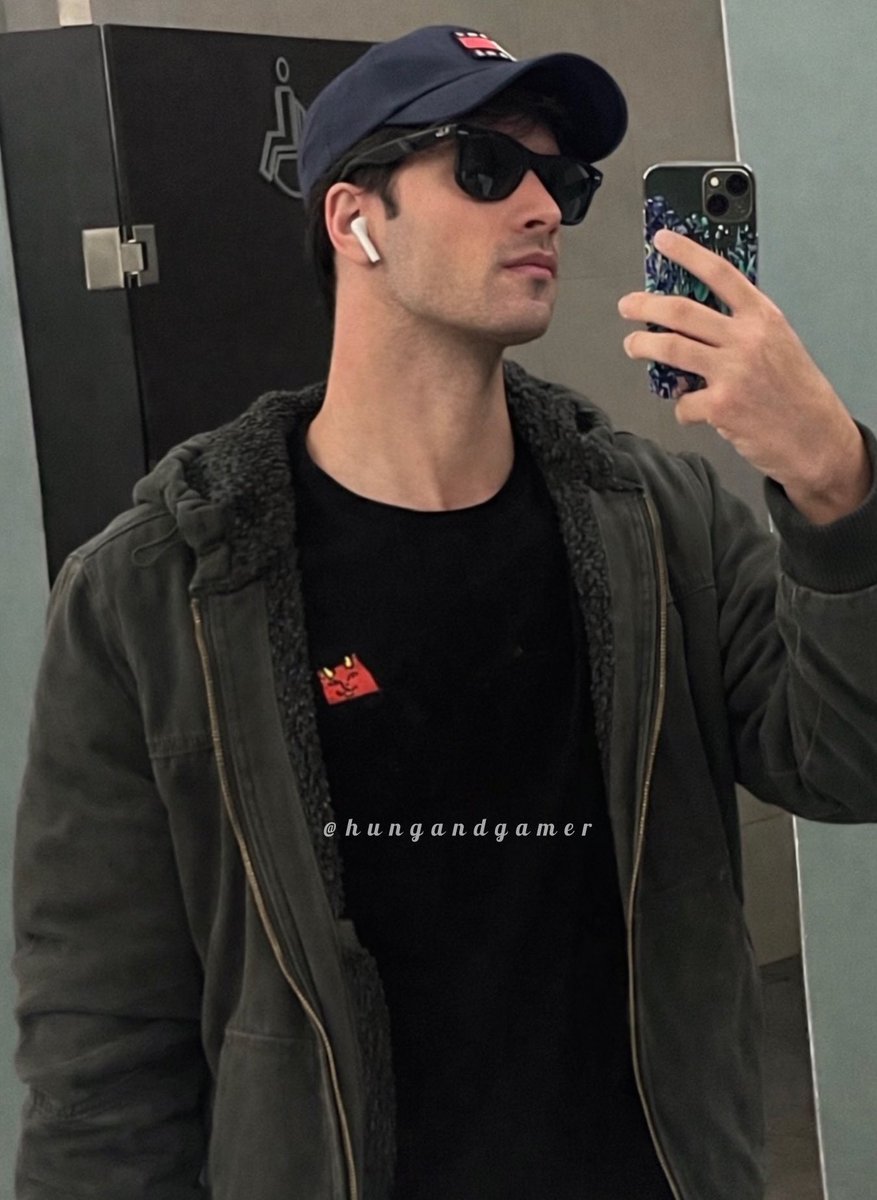 H.G.X 🐈‍⬛ 🪽 pets should be eternal tweet media