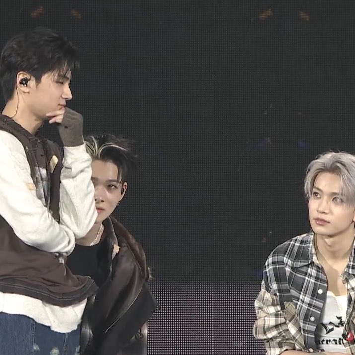 10 yearz (10년)⁷ tweet media