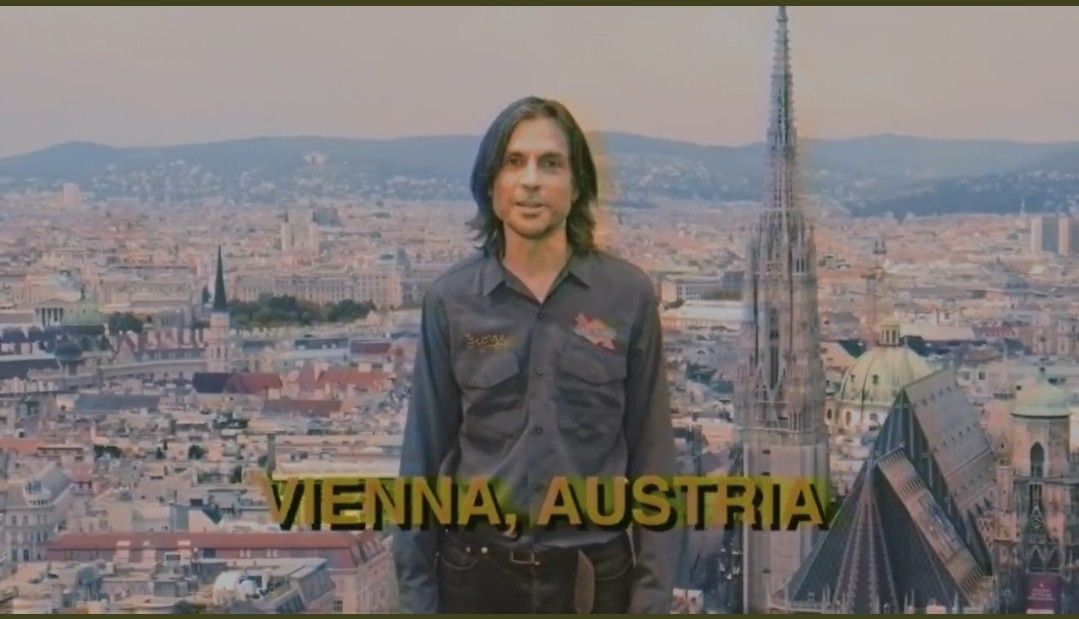 : ̗̀➛ brian bell daily ✧.* tweet media