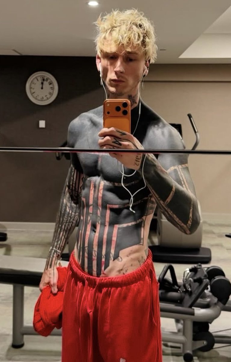 rah 🌸 tweet media