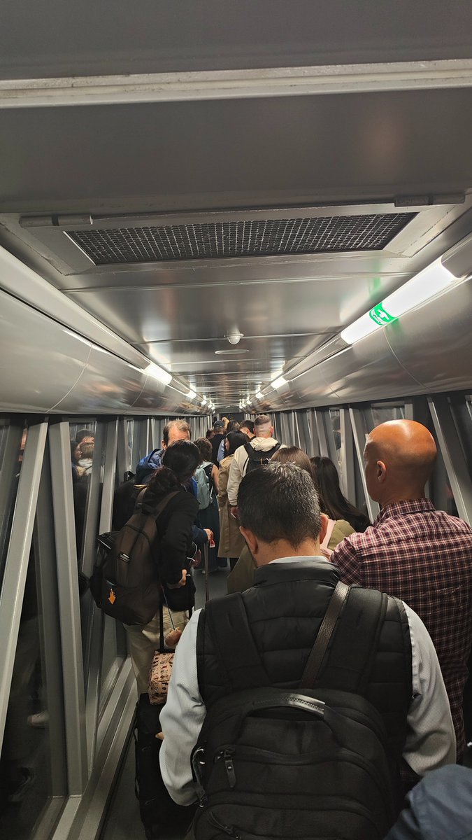 Currás 4'01% tweet media