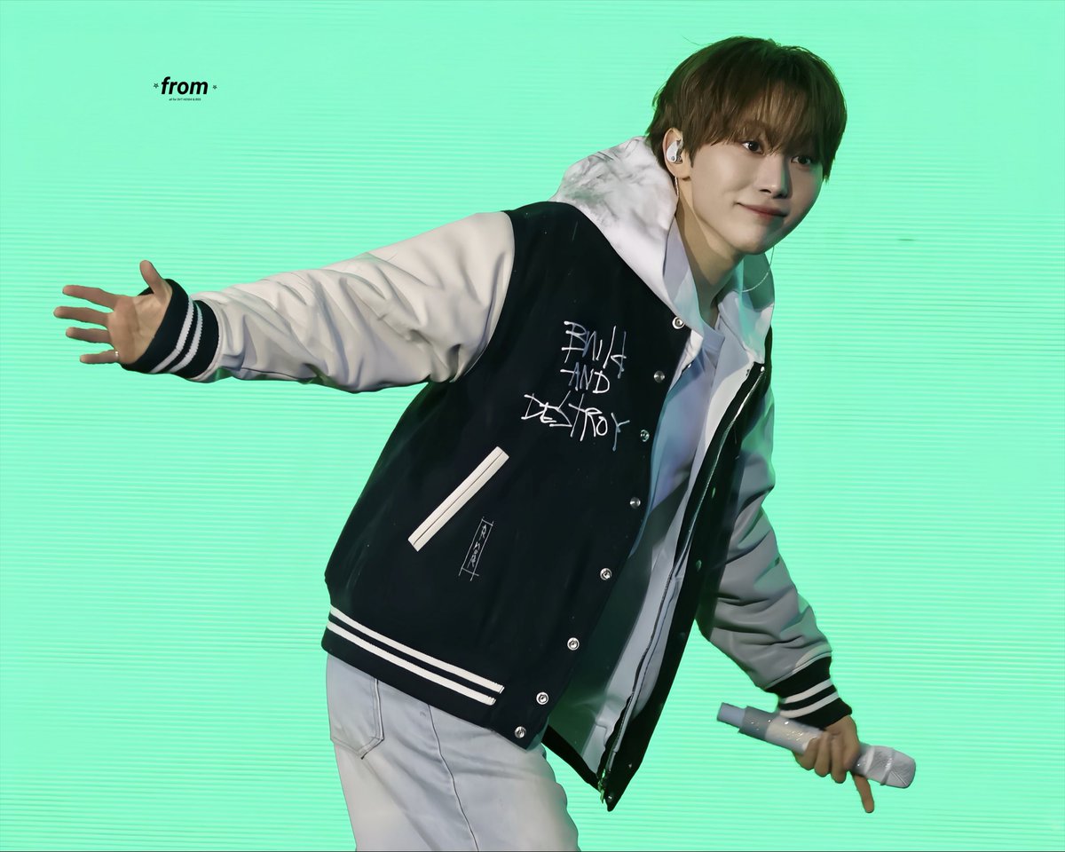 ⋆ 𝙛𝙧𝙤𝙢 ⋆ tweet media