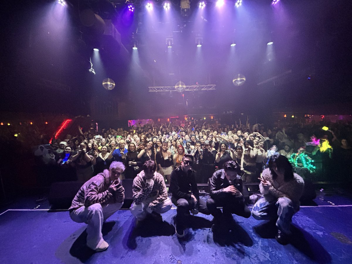 JUSTB Official tweet media