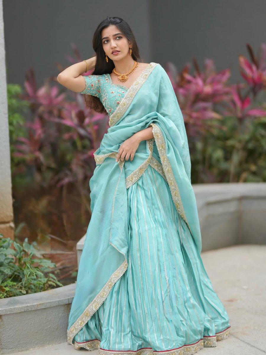 ActrezHub's tweet photo. #NehaPathan #Neha https://t.co/JmSYKQ1ScS