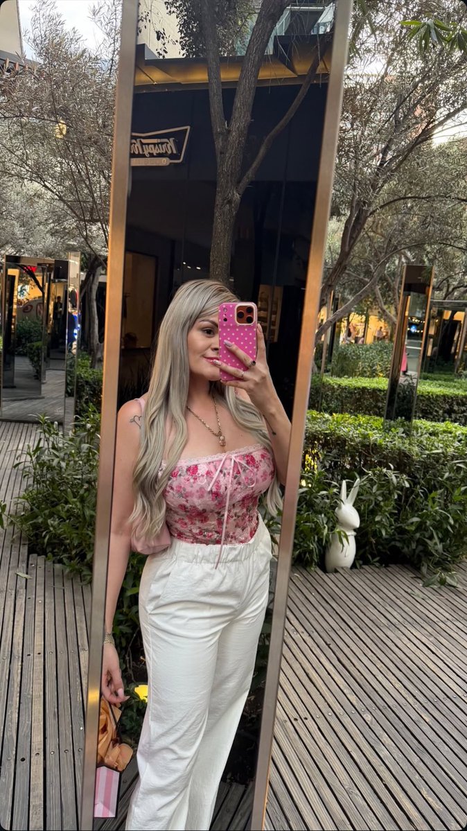 marifrnaco tweet media