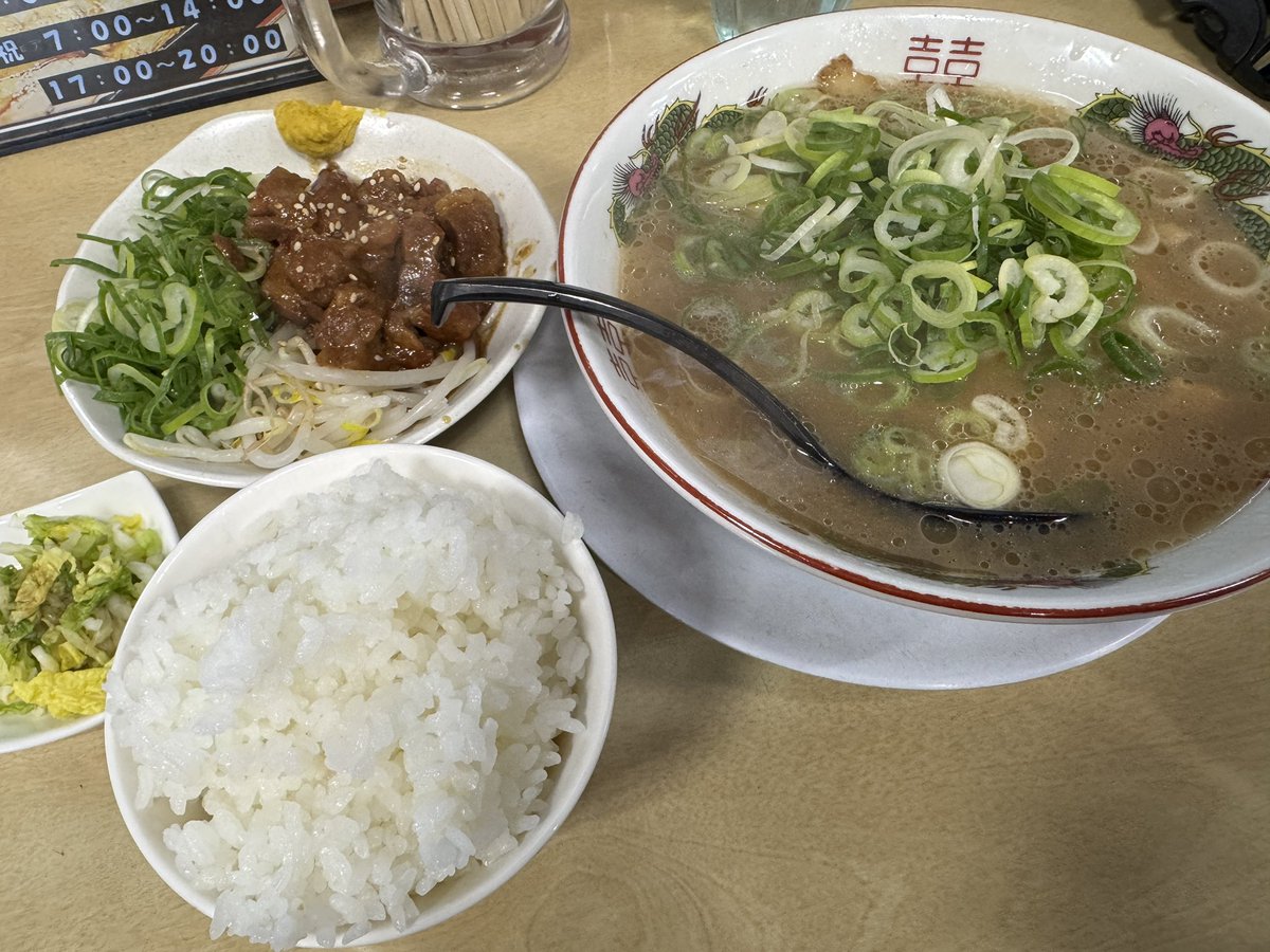 MTH / Shelfeed H.W.S. tweet media