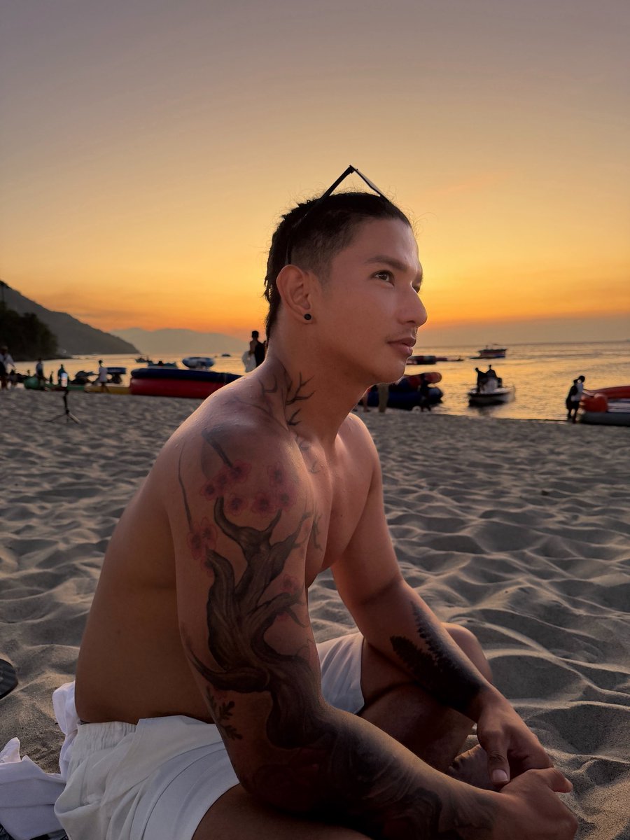 Elbert Alvarez 🖤🖤🖤 tweet media