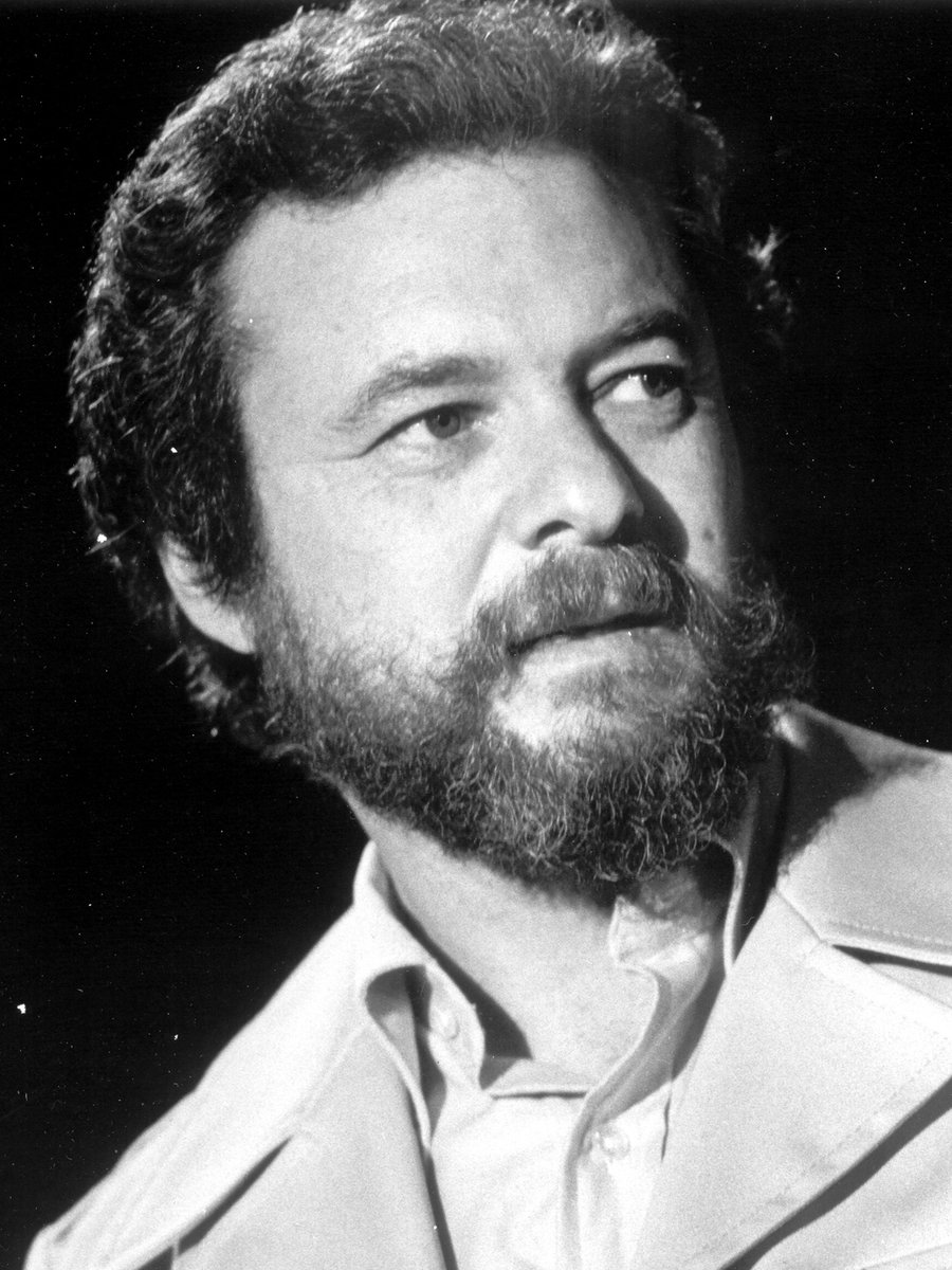 HazelFlagg2 tweet media