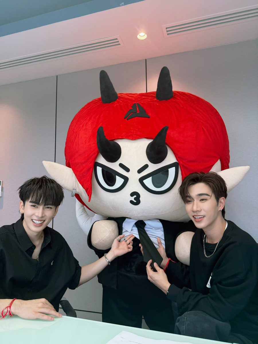 ϻⲟⲥⲏⲇ ⋆. 𐙚 ˚ | fb limit !! tweet media