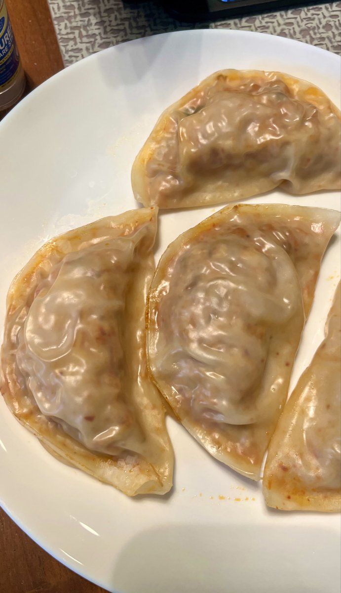 Kimsangin tweet media