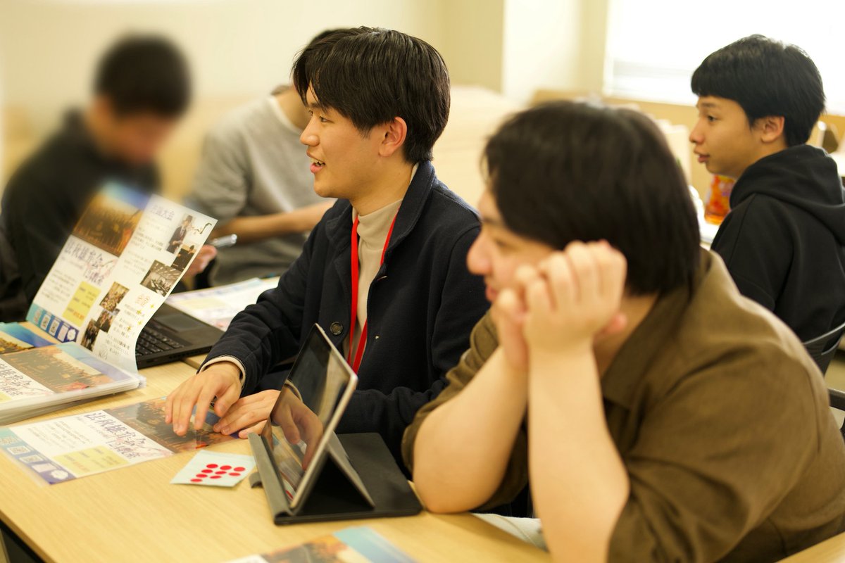 yuubenkai2026's tweet photo. 昨日は新歓にお越しいただき、ありがとうございました！✨

たくさんの新入生の皆さんとお話しできて、とても嬉しかったです🙌
少しでも雰囲気を感じていただけていたら幸いです！

引き続き交流会なども予定しておりますので、ぜひお気軽にお越しください😊
またお会いできるのを楽しみにしています！ https://t.co/9SyXqJyqUP
