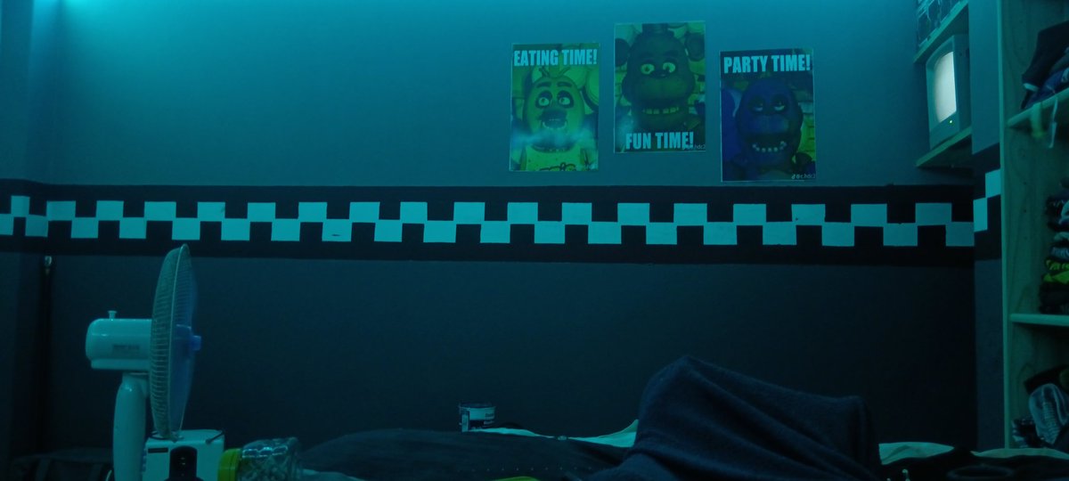 FoxyFoxe's tweet photo. Progress On My #fnaf inspired room!

(again special Thx To My Amazing Loving Dad for Helping Me)

I'm trying to make it as accurate as possible like the leveling of the posters

Also that's a real 80s-90s CRT Security Monitor like the games, still more work soon! <3 https://t.co/7lSzWPWYHf