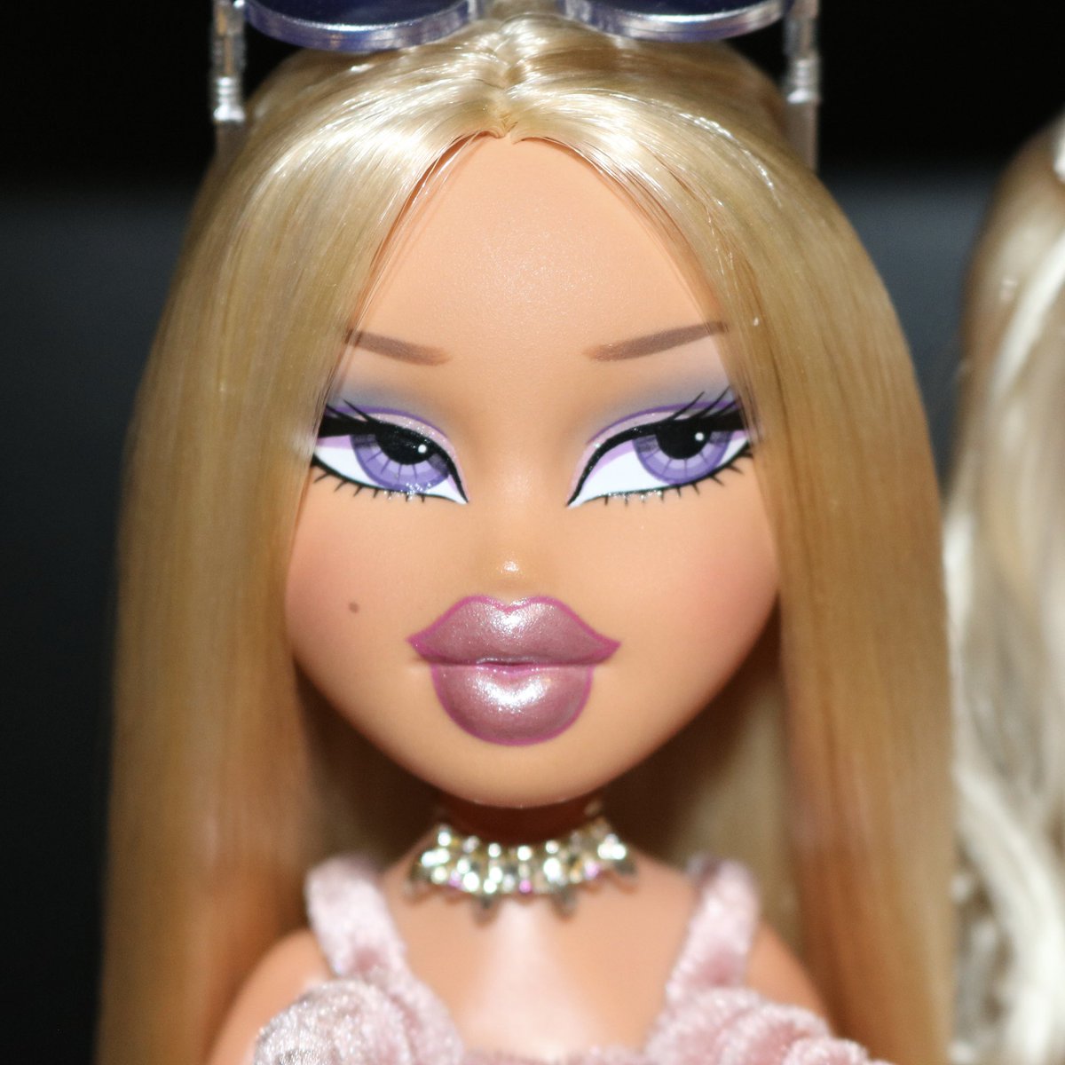 bratzbymurkz's tweet image. Ohh Miss Dresden 💋 #bratz #bratzrepaint