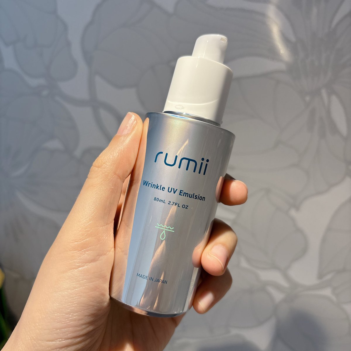 dometan_460's tweet image. 【PR】 #乳液 #UV #スキンケア 
rumii 薬用リンクルUVエマルジョン

みずみずしいのにしっとり感のある使い心地、朝のスキンケアに取り入れやすい
育休中で家でのんびり過ごす時に使いやすくて助かります！

エミリンさんの動画も見てみてね