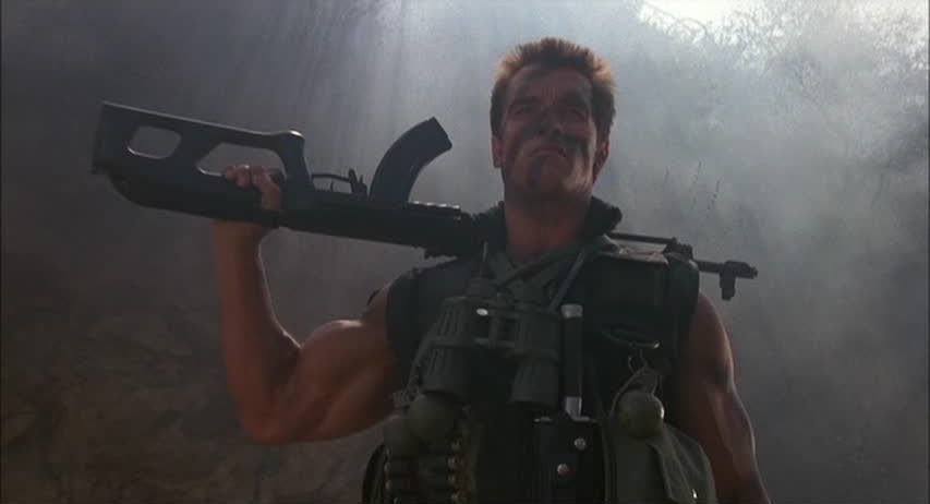 「コマンドー」は日本だとジブリやコナン映画に匹敵する国民的コンテンツだと思っているので、定期的に金ローとかで放送した方がいい