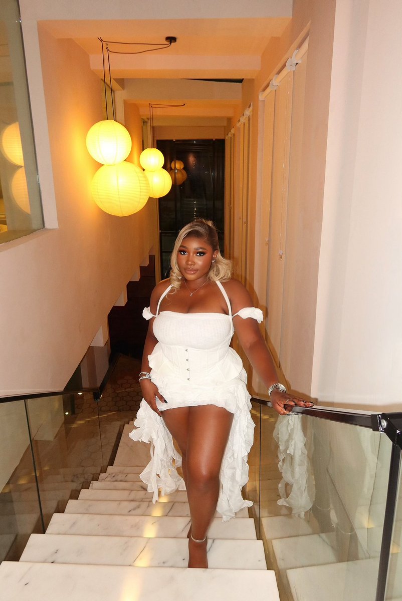 DEBRA✨💜 tweet media