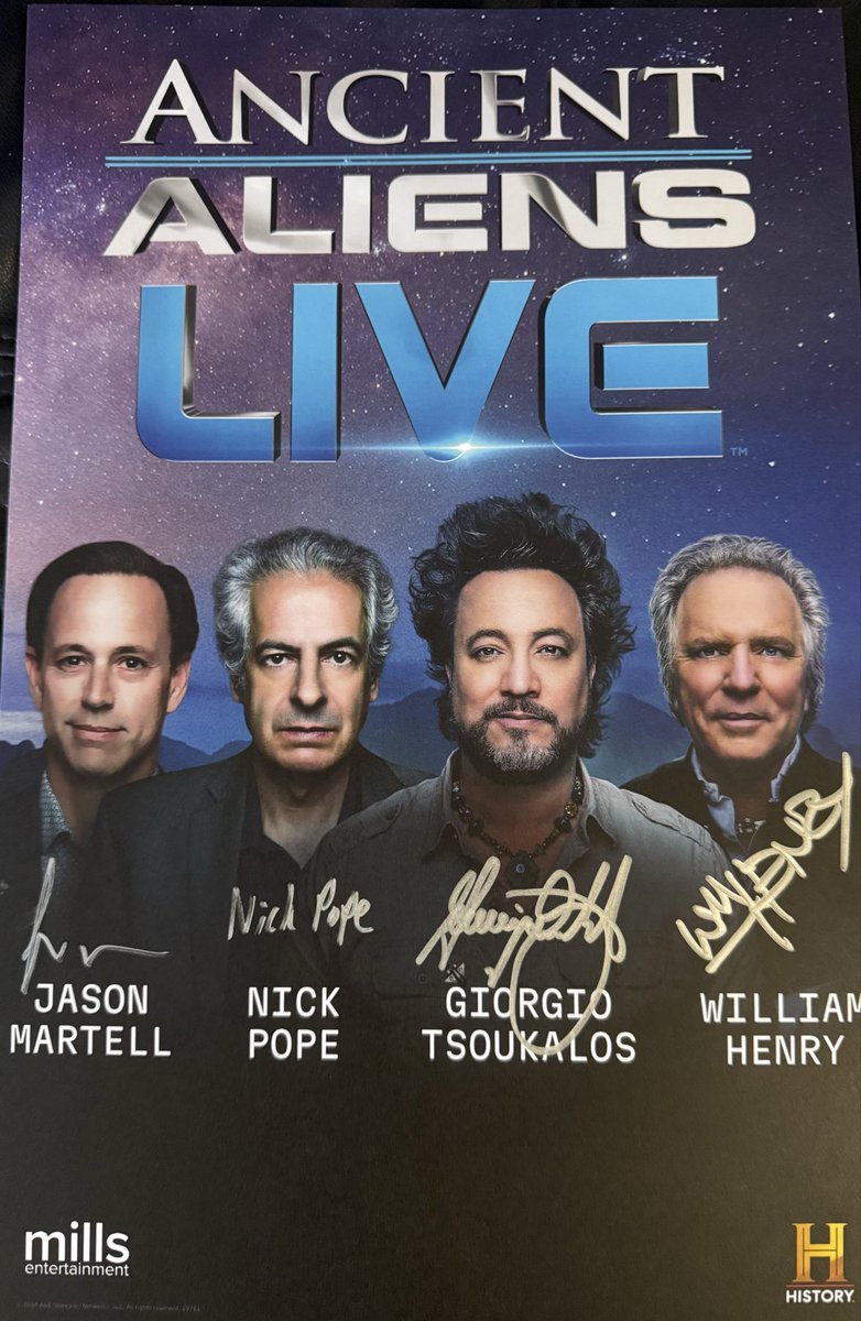 brettmecum's tweet image. Saddened to learn of the passing of @nickpopemod today. I’ve watched Nick for years on the @AncientAliens show and had the opportunity to meet him in person during a live event in #Tucson this past September. 

When I learned of Nick cancer diagnosis, I issued him one of our very