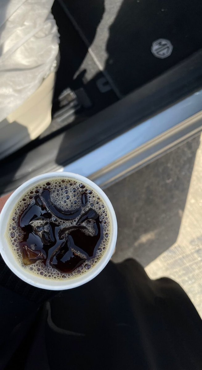 فتاة الجليد tweet media