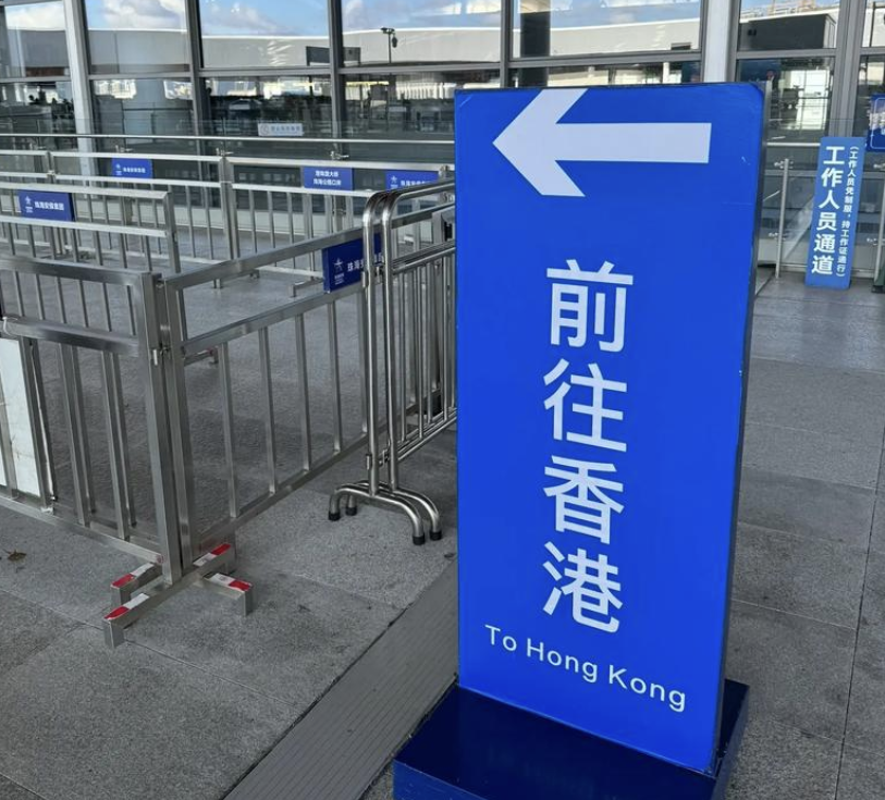 0x鸣人 tweet media