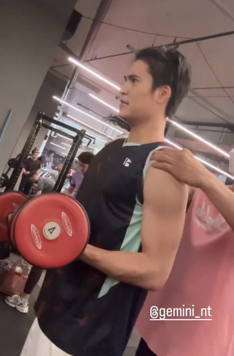 durga🪽 tweet media