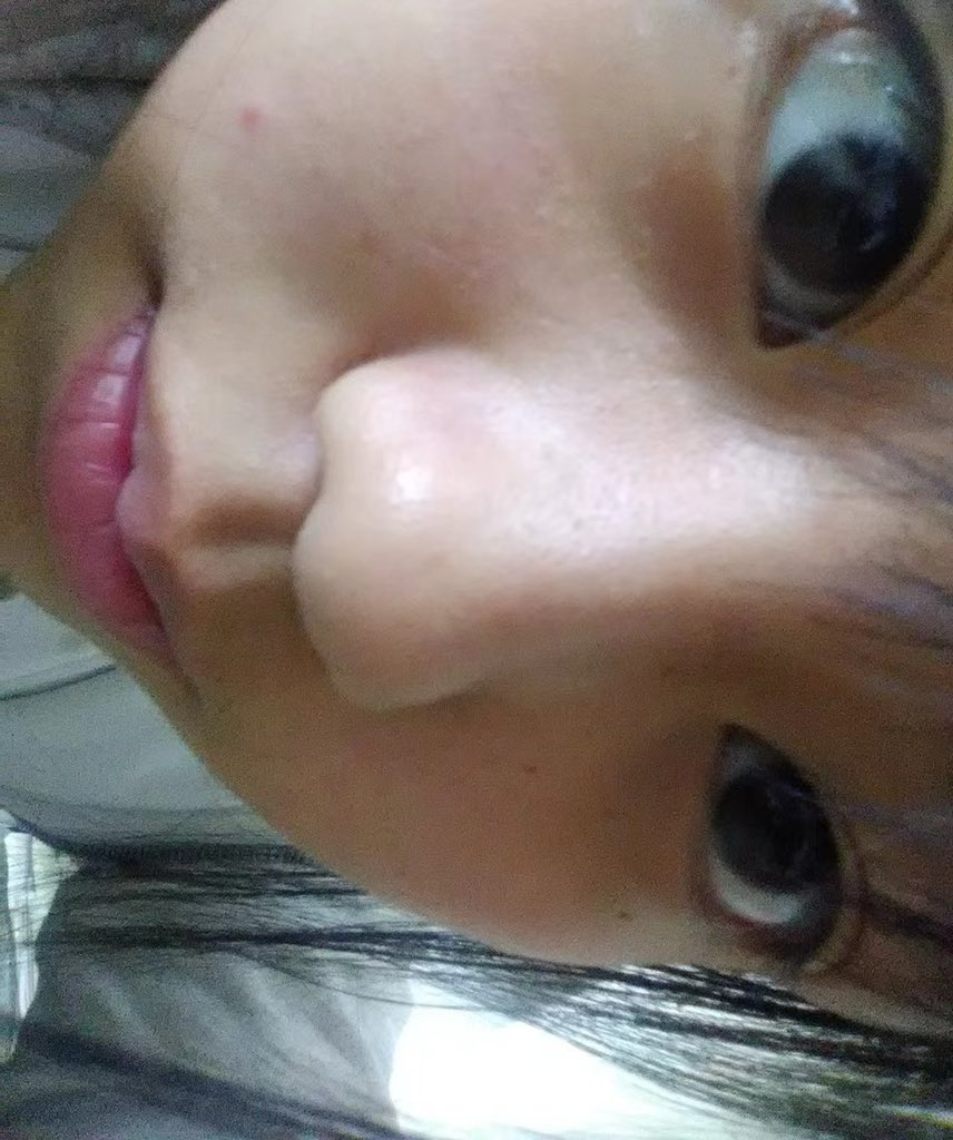 小r tweet media