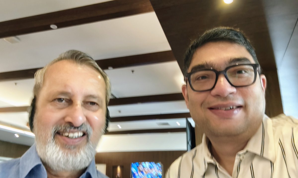 Kansaratvam tweet media