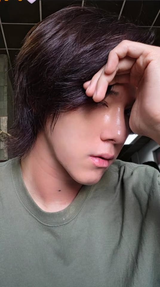 Mikey😢😉🥑 #waitin4WU tweet media