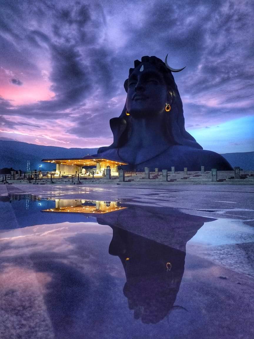 Riccard13371991's tweet image. The nandi, not just a symbol but a gentle animal.
#Isha
#ConsciousPlanet