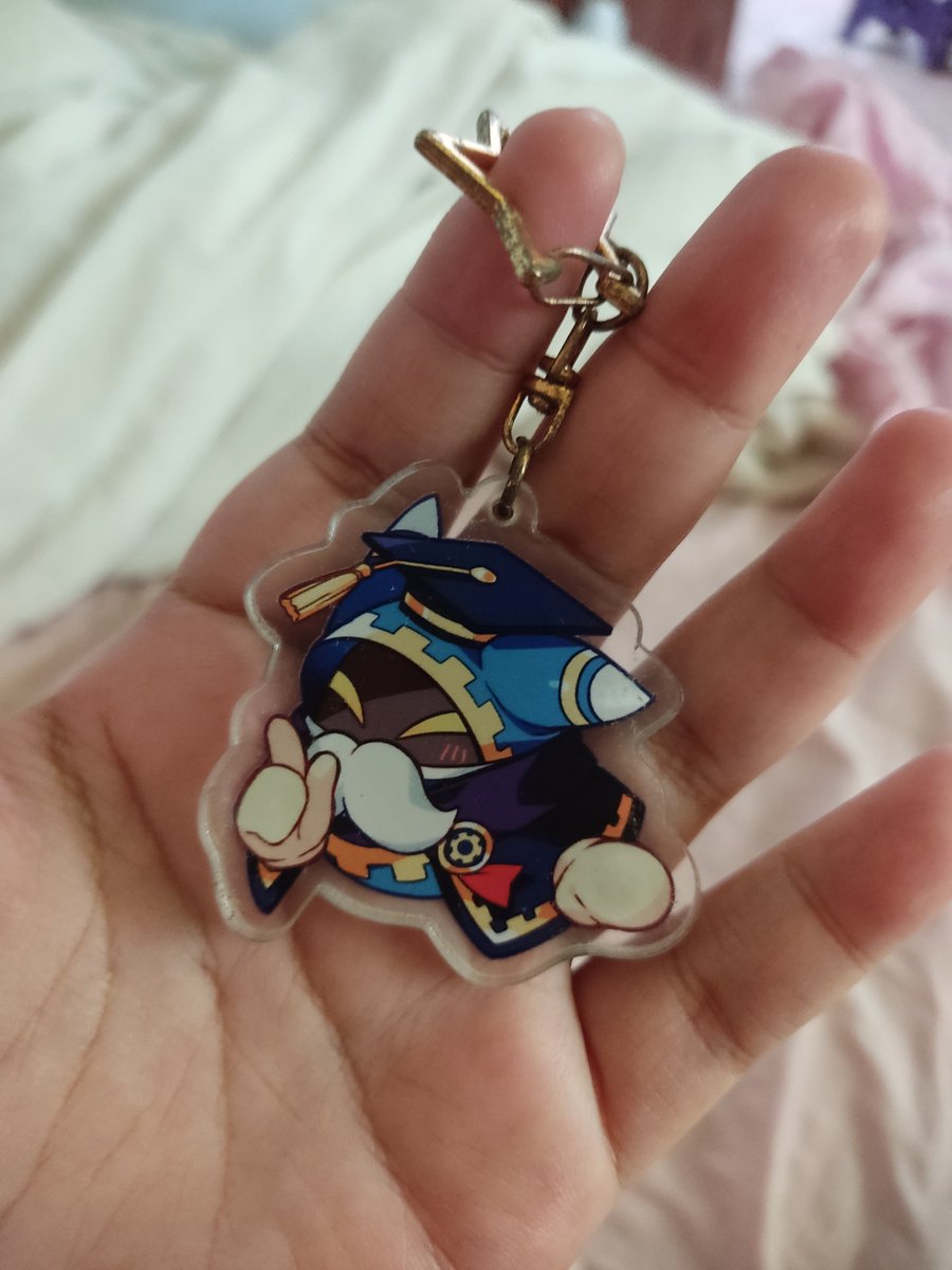 A weird shooting Star 💫 tweet media